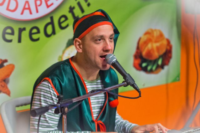 Mikulás Buli 2013